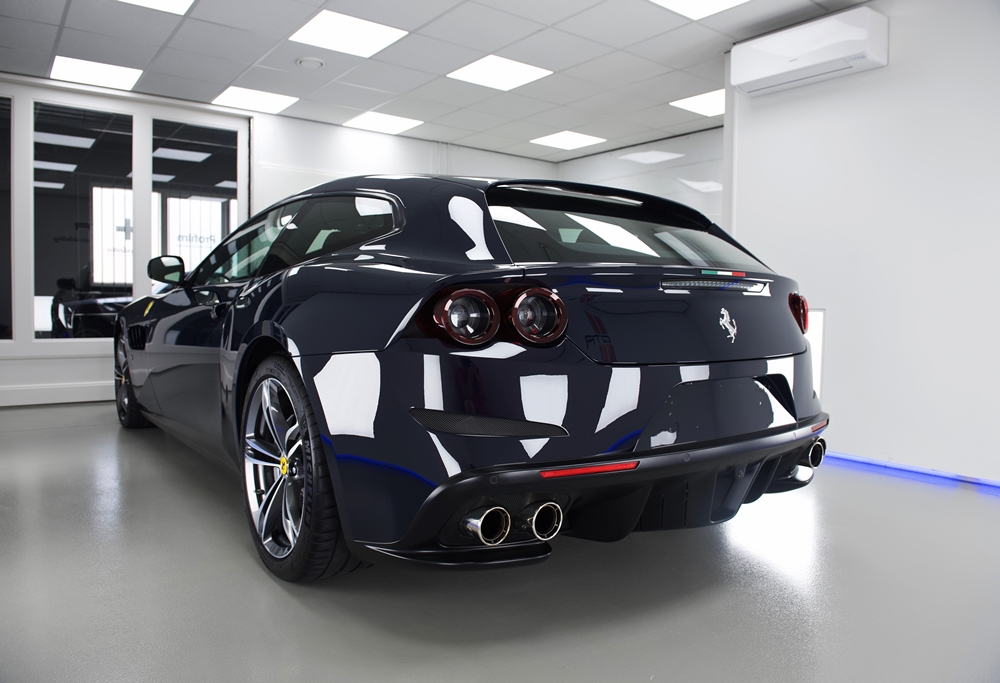 Ferrari GTC4 Lusso - 03