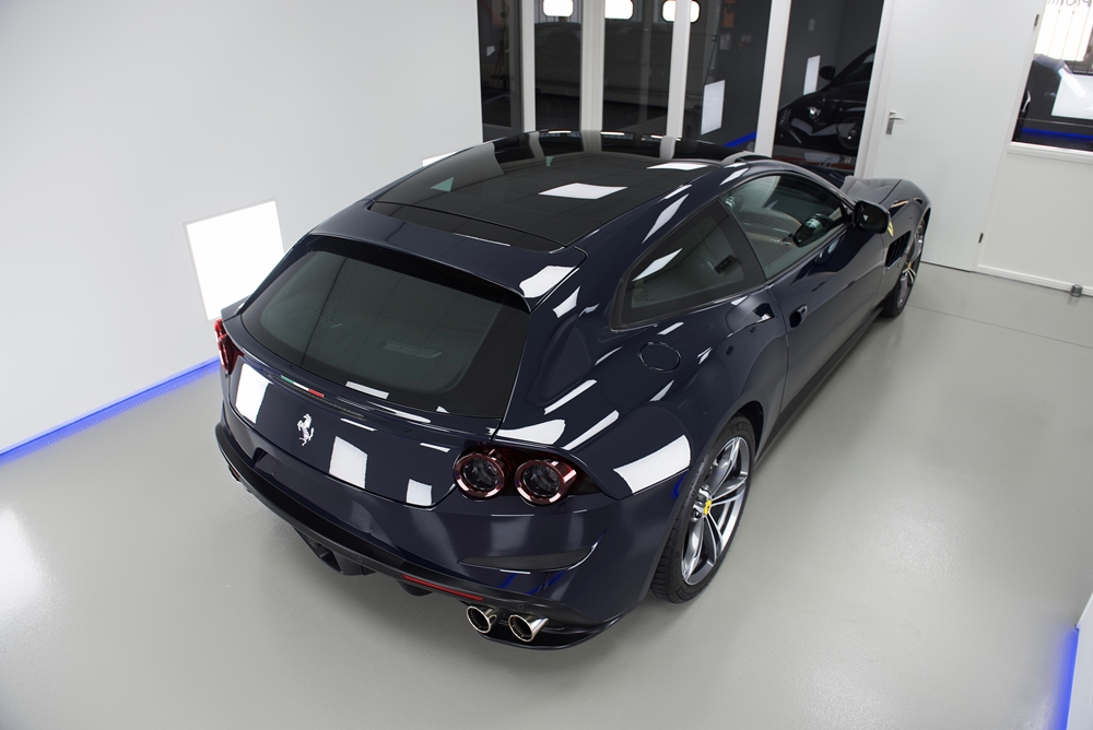 Ferrari GTC4 Lusso - 05