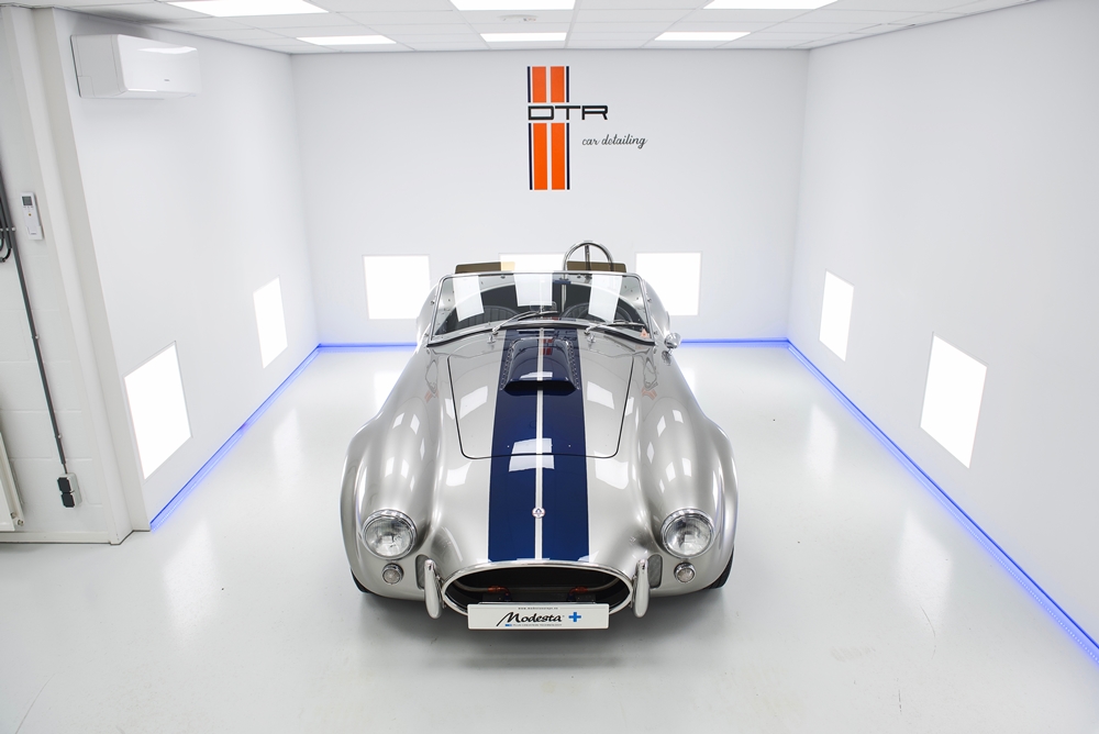 Ford Shelby Cobra outlaw - 03