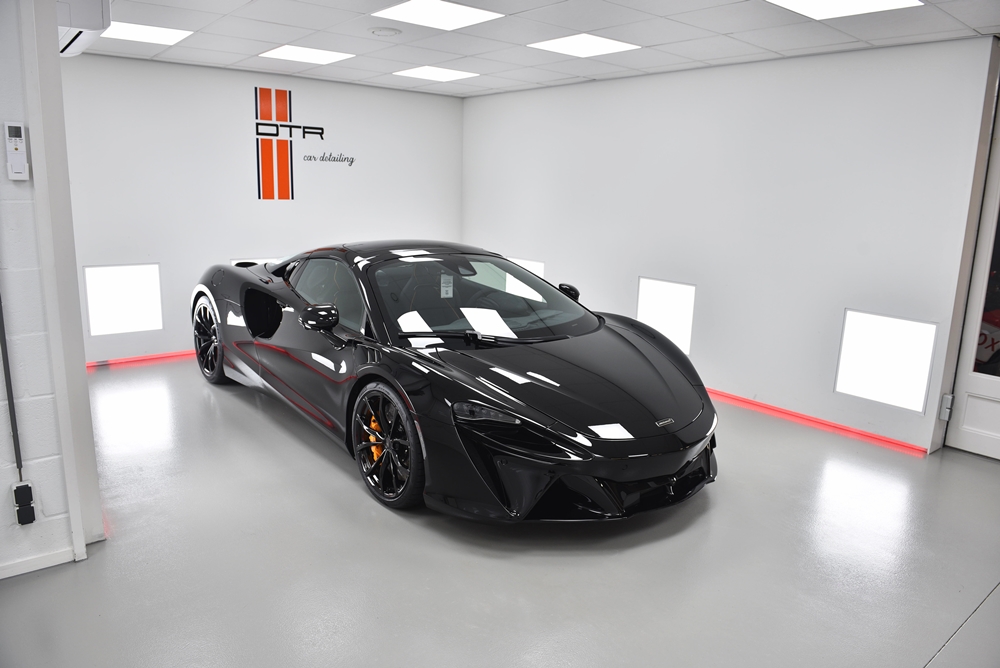 McLaren Artura Spider - 05
