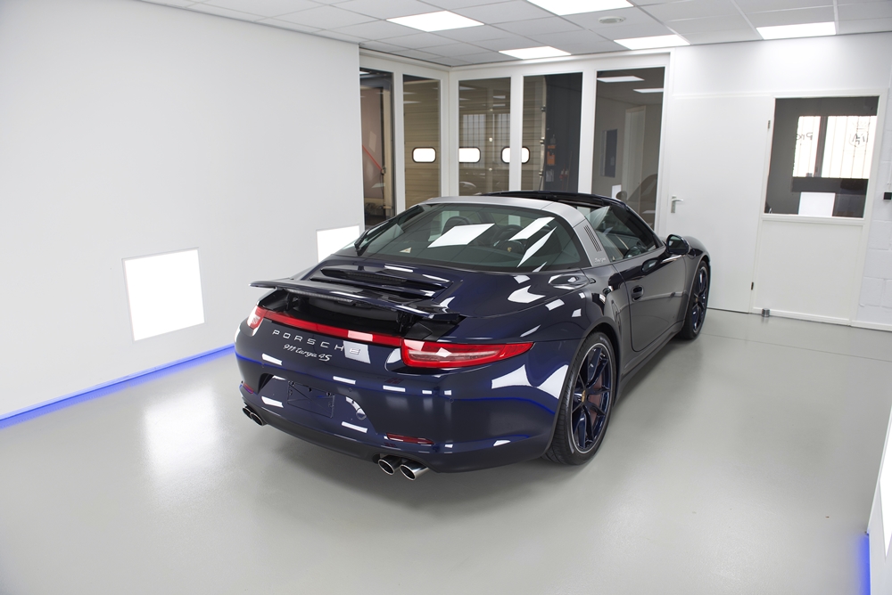 Porsche Targa Carrera 4s - 09